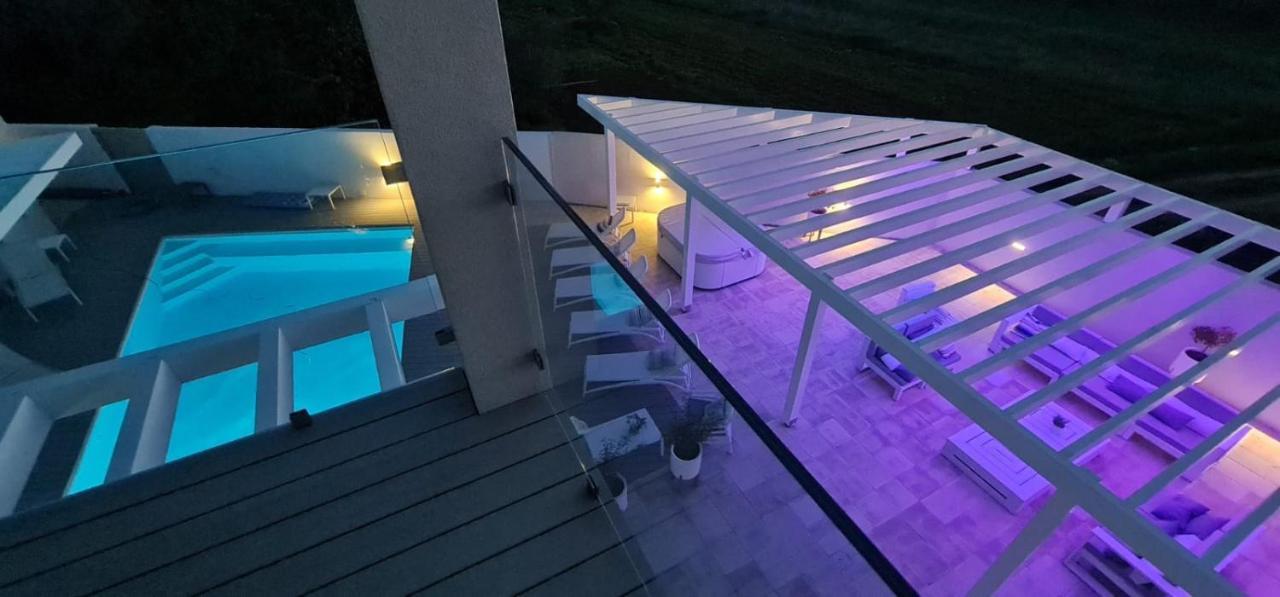 Lalic Gallery Villa بيبينيا المظهر الخارجي الصورة