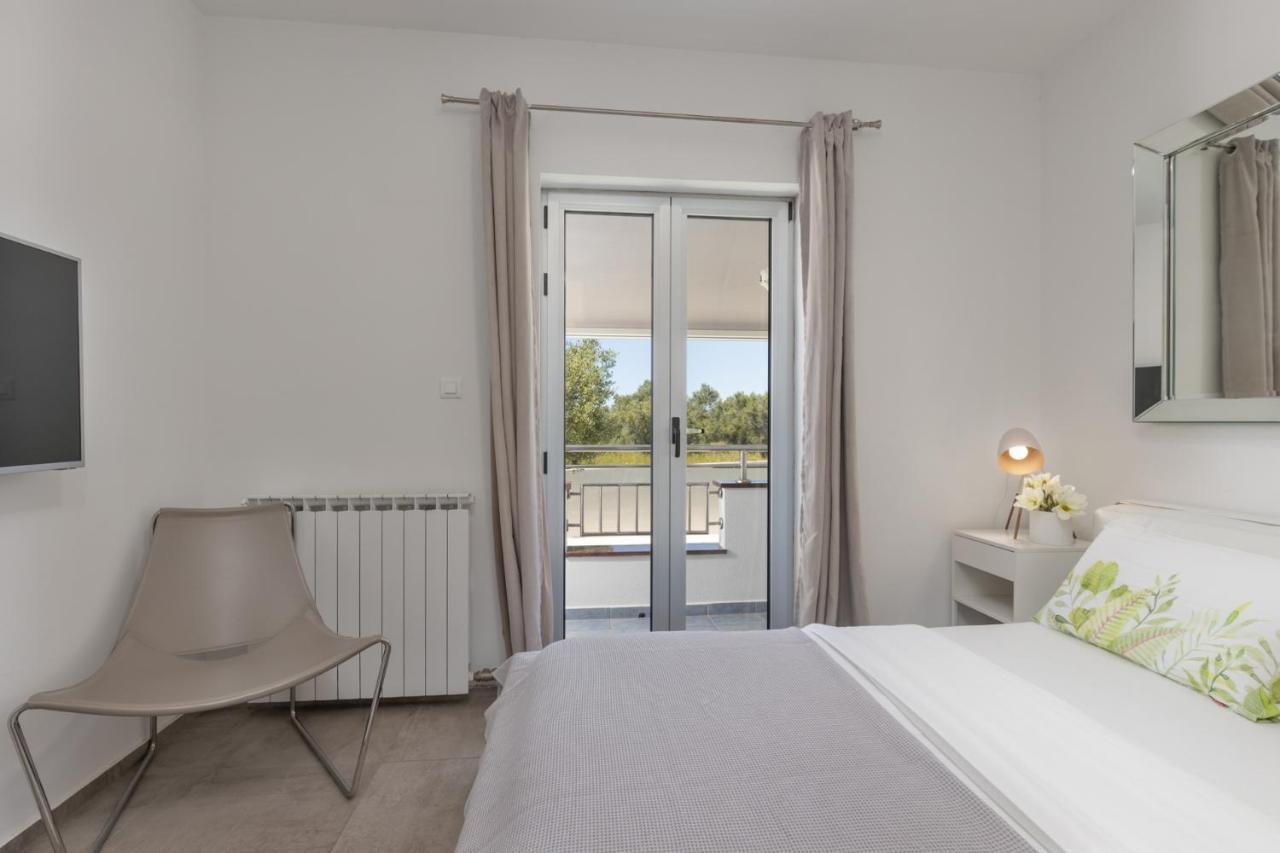 Lalic Gallery Villa بيبينيا المظهر الخارجي الصورة