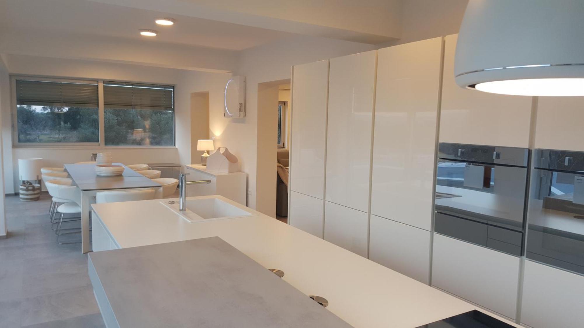 Lalic Gallery Villa بيبينيا الغرفة الصورة