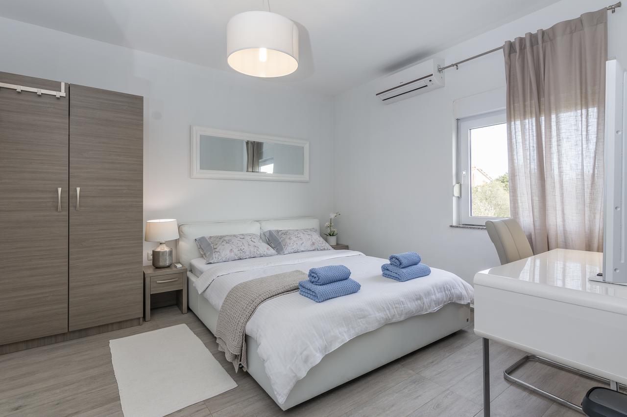 Lalic Gallery Villa بيبينيا المظهر الخارجي الصورة
