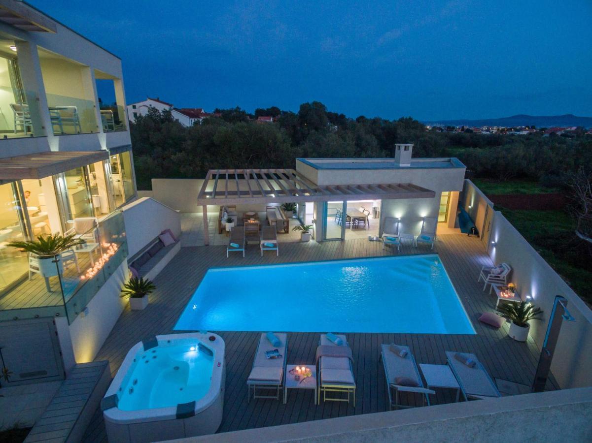 Lalic Gallery Villa بيبينيا المظهر الخارجي الصورة